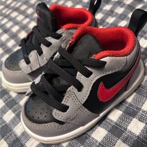 Nike Kids Black, Red, and Gray Sneakers